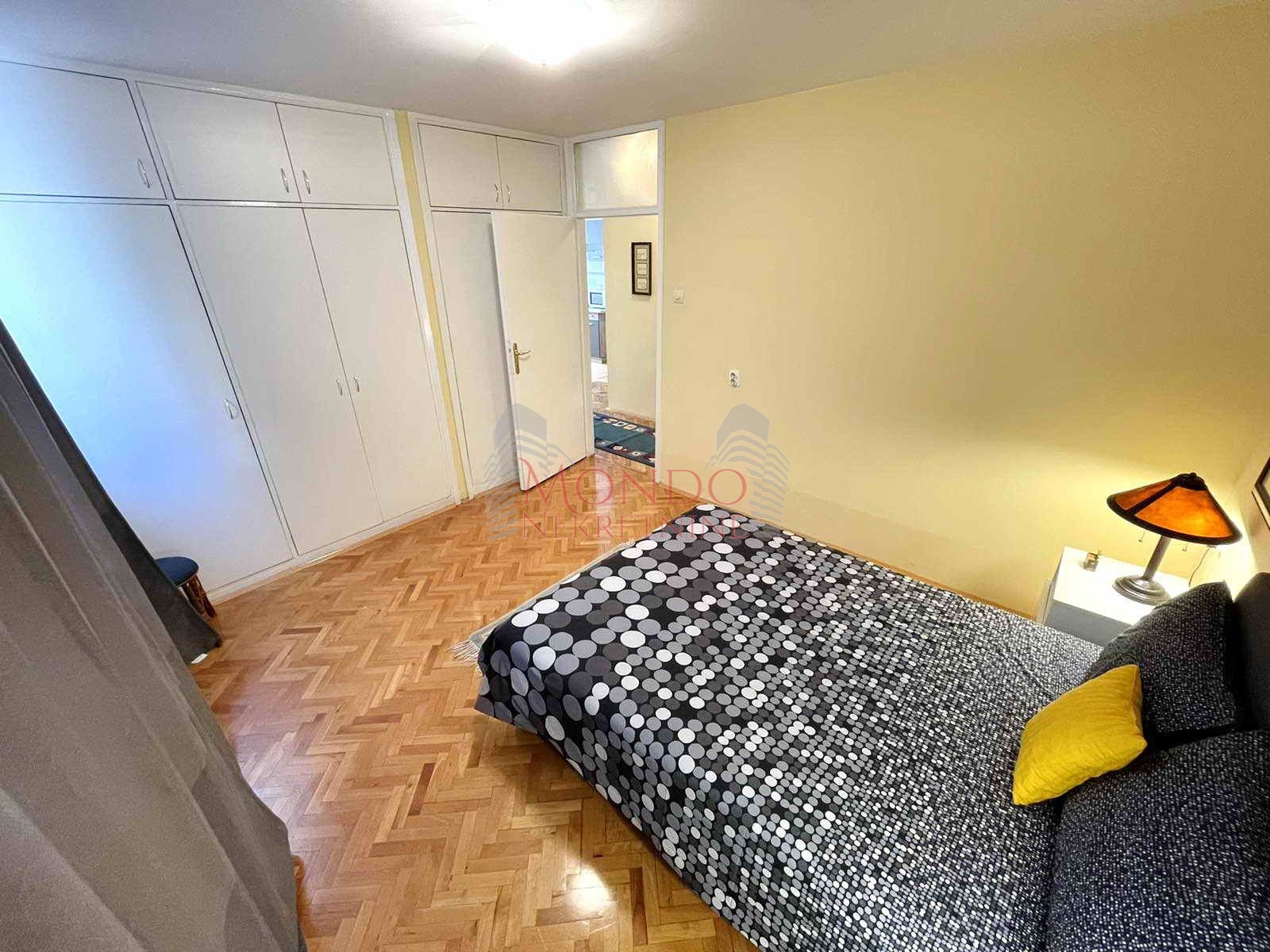 Dvosoban stan u samom centru, cg, Niš 5