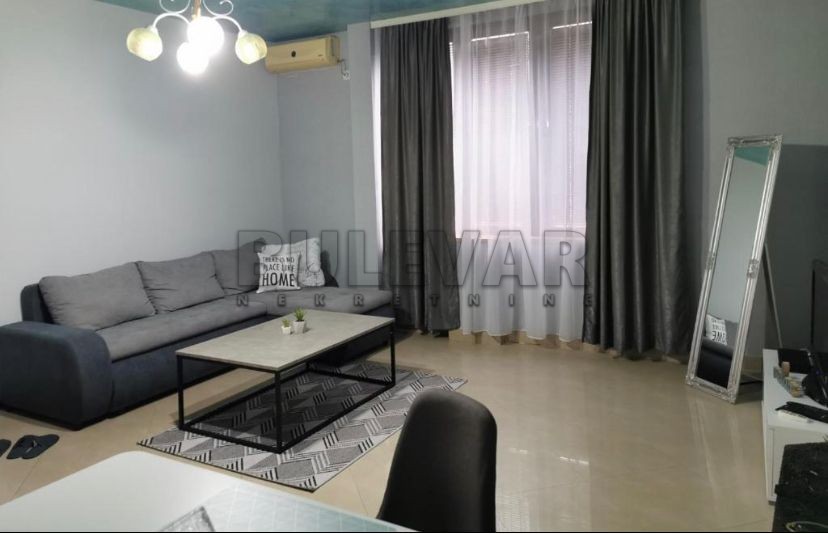 četvorosobna kuća, 621 m2, Centar, Svetozara Markovića ID: p-010473 9