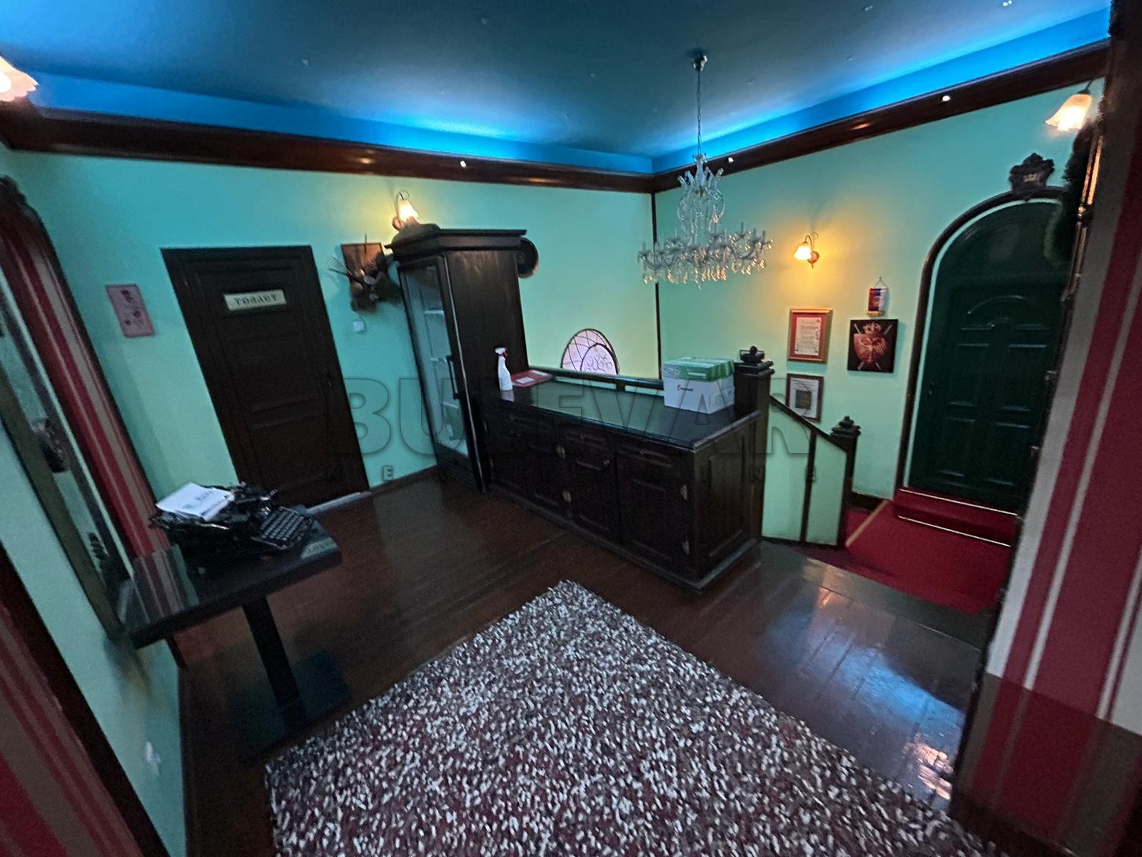 četvorosobna kuća, 621 m2, Centar, Svetozara Markovića ID: p-010473 24