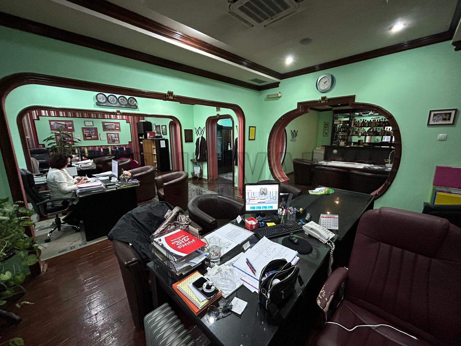 četvorosobna kuća, 621 m2, Centar, Svetozara Markovića ID: p-010473 17