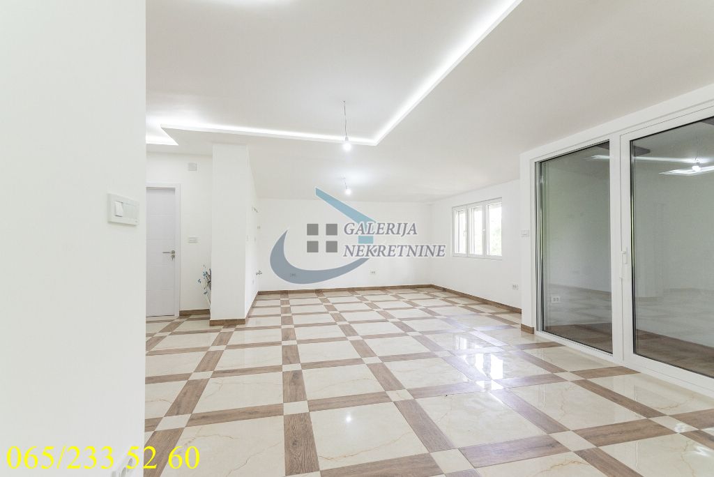 Palilula  Hala Pionir   Miše Vujića 68m2 5