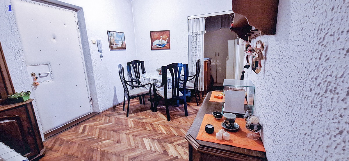 Prodajem stan na Slaviji 3