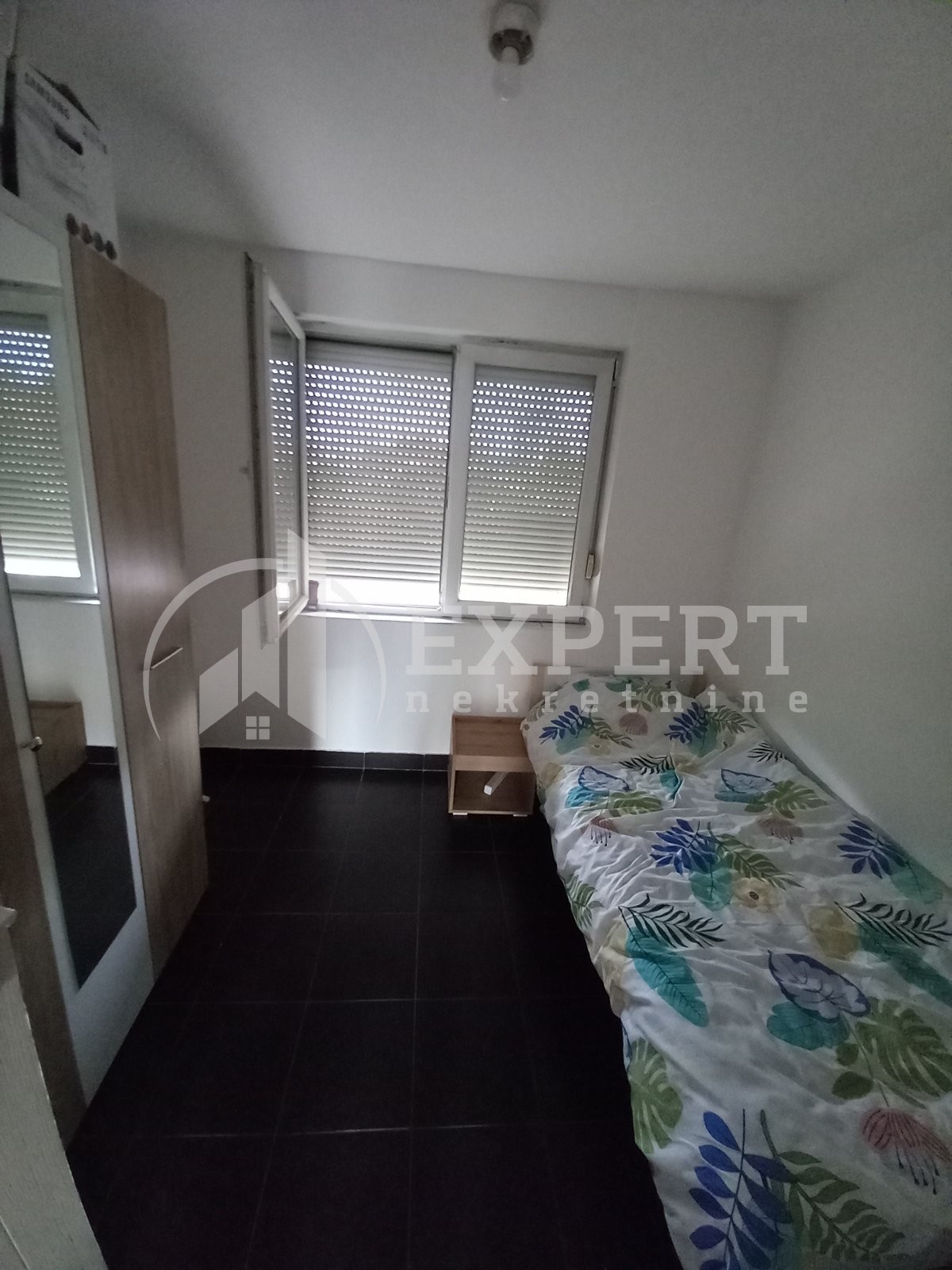 četvorosoban stan, 100 m2, Palilula, Vojvode Gojka ID: i-011610 5