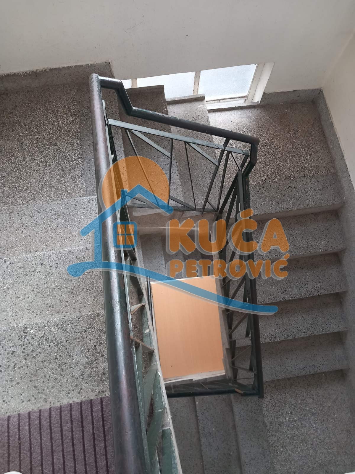 četvorosoban stan, 100 m2, Palilula, Vojvode Gojka ID: i-011610 11