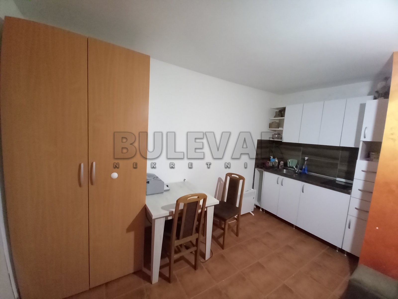 četvorosoban stan, 100 m2, Palilula, Vojvode Gojka ID: i-011610 3