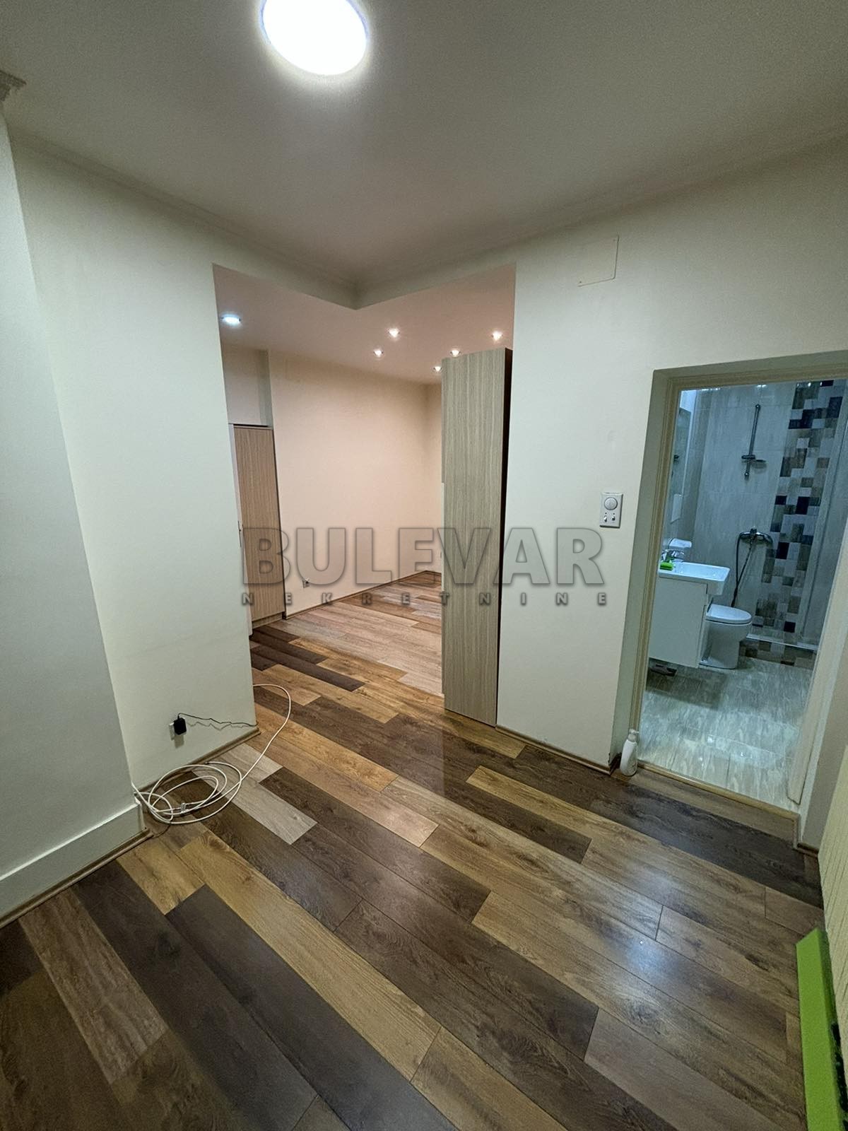 Lokal, 72 m2, Čair, Cara Dušana ID: i-011620 19