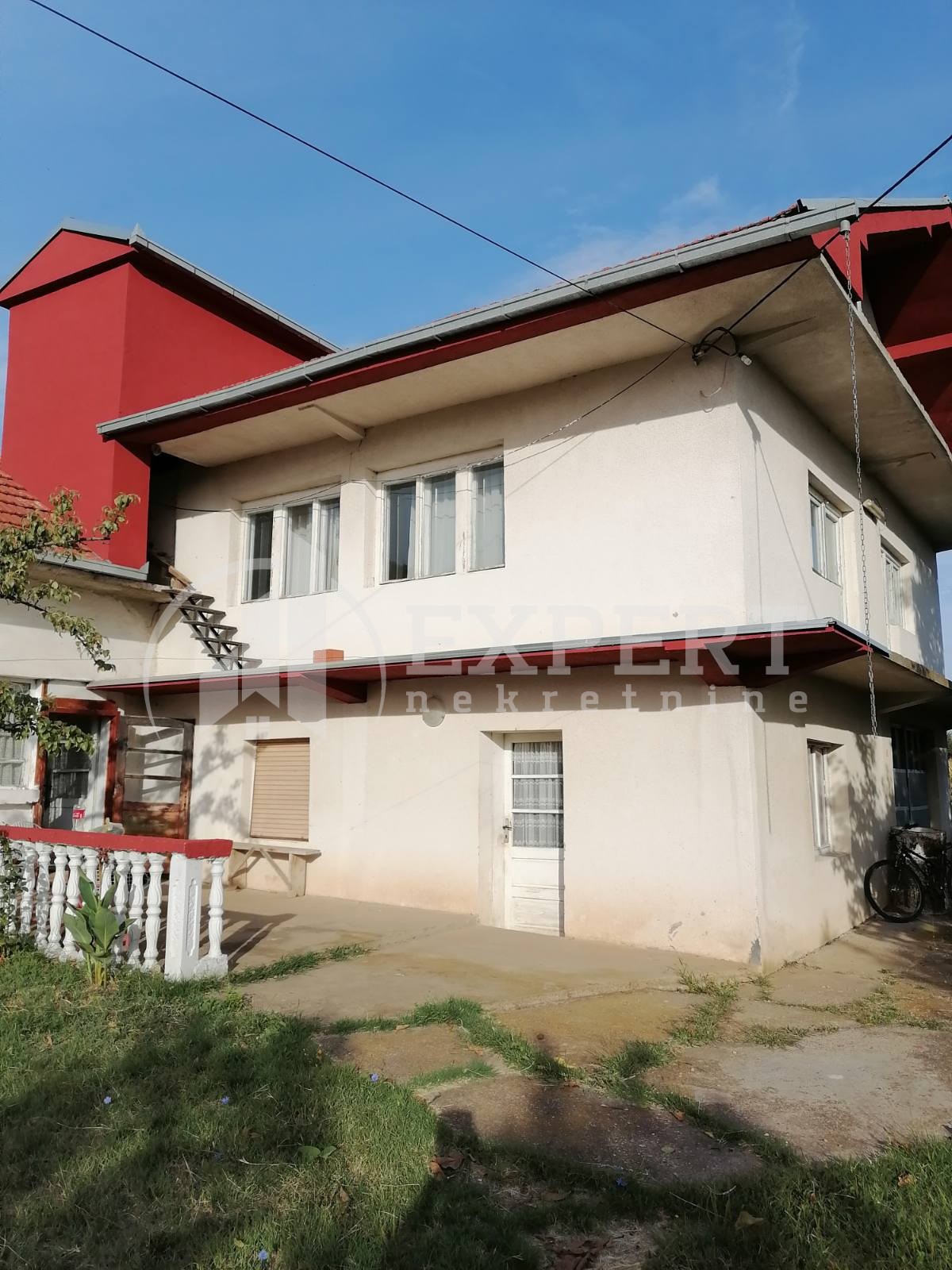 četvorosobna kuća, 200 m2, Gradište ID: p-03977 1