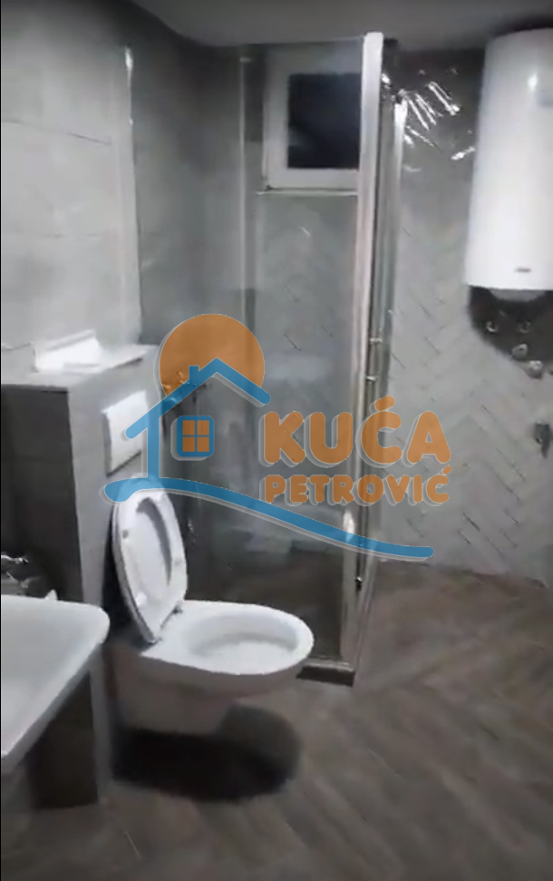 Lokal, 58 m2, Čair, Zetska ID: i-010183 4