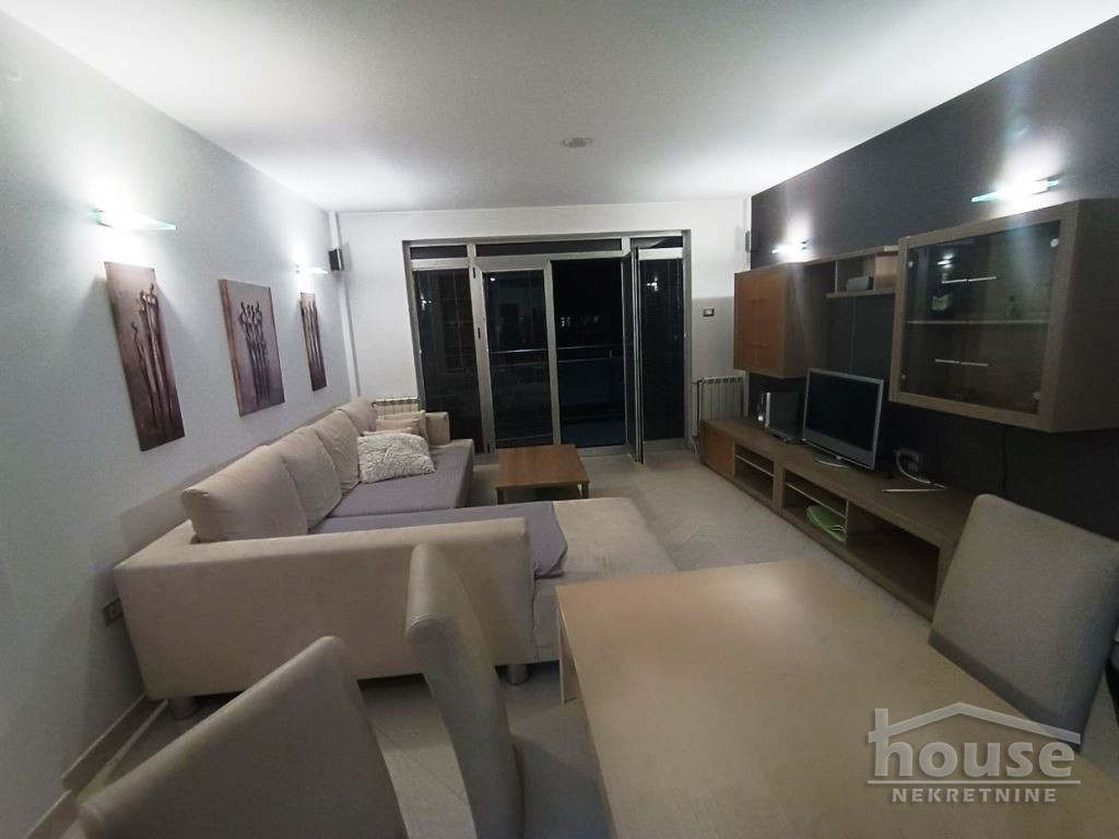 Stan,NOVI SAD,BULEVAR 92m2,227400€ , ID: 1061625 4