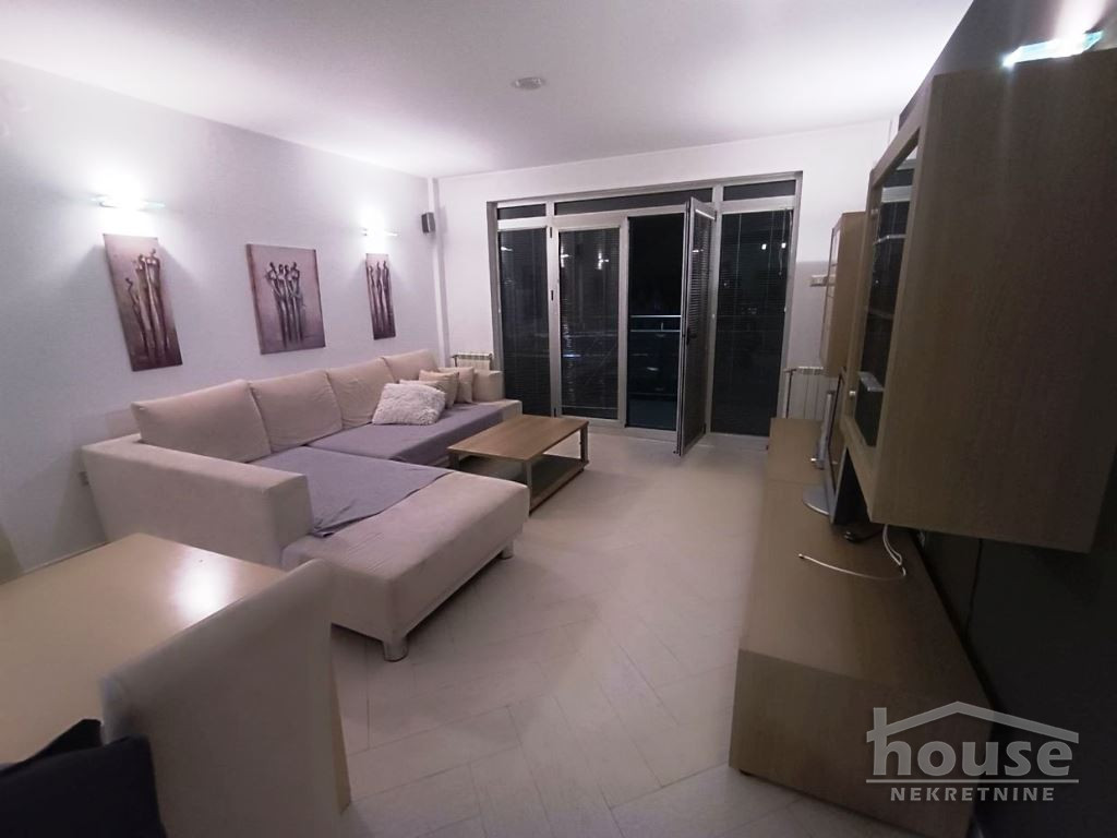 Stan,NOVI SAD,BULEVAR 92m2,227400€ , ID: 1061625 5