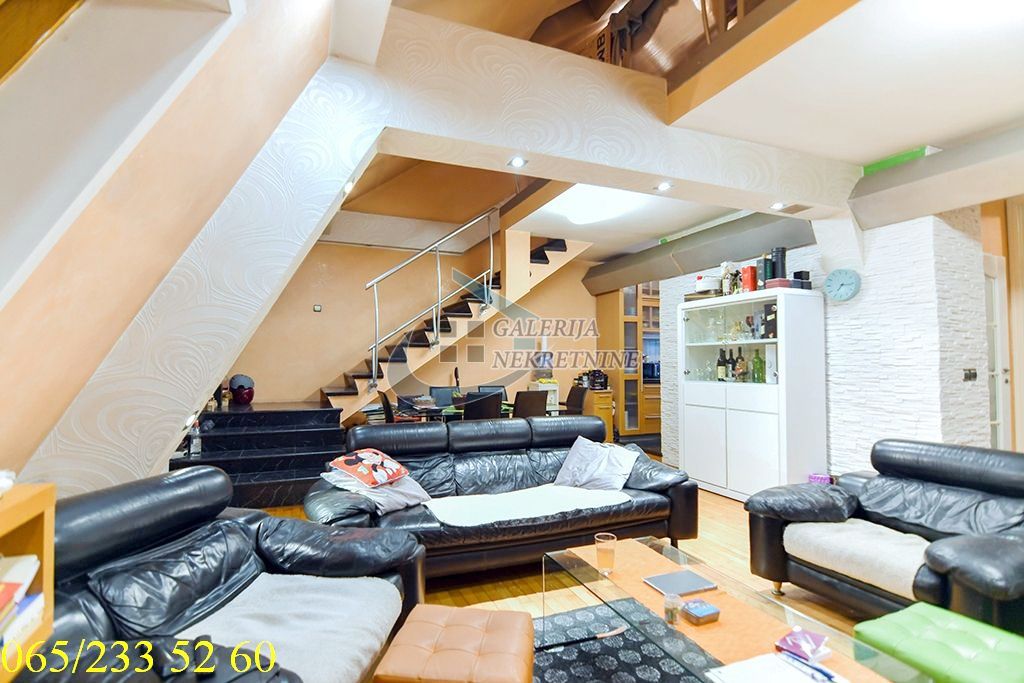 Savski venac  Ekonomski fakultet   Koče Popovića 202m2 2