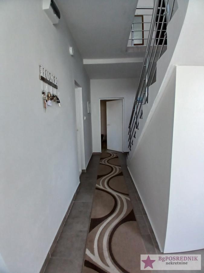 Surčin, Dobanovci, Anđelka Čobanovića, 160m2 12