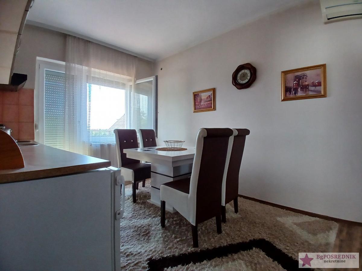 Surčin, Dobanovci, Anđelka Čobanovića, 160m2 4