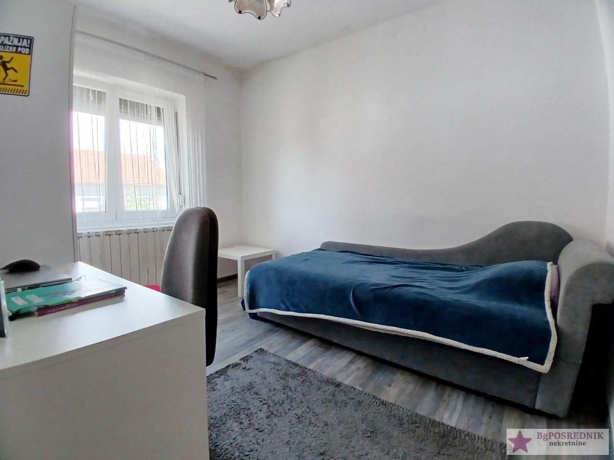 Surčin, Dobanovci, Anđelka Čobanovića, 160m2 6