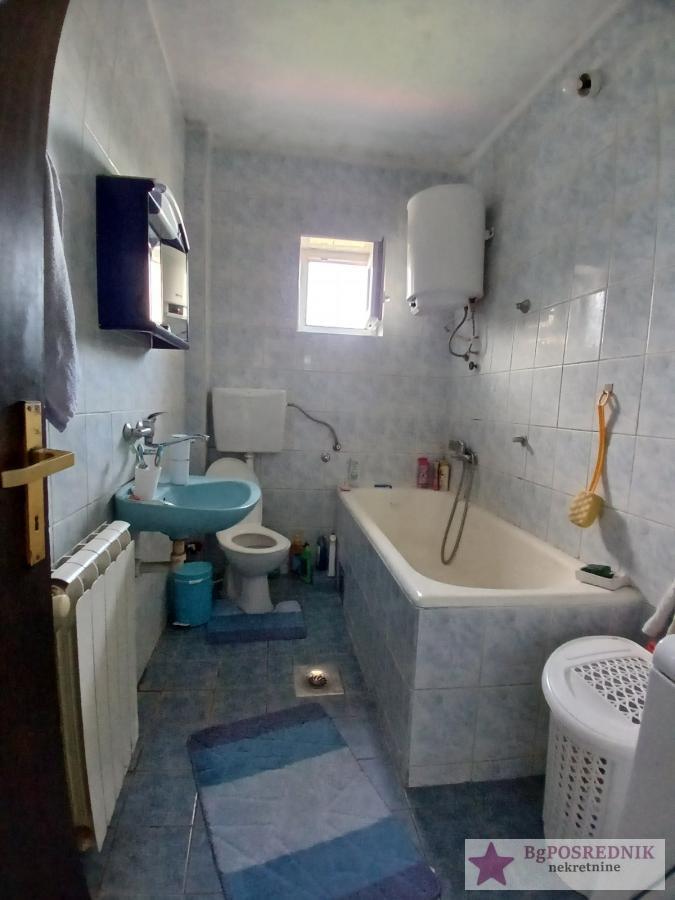 Surčin, Dobanovci, Anđelka Čobanovića, 160m2 16