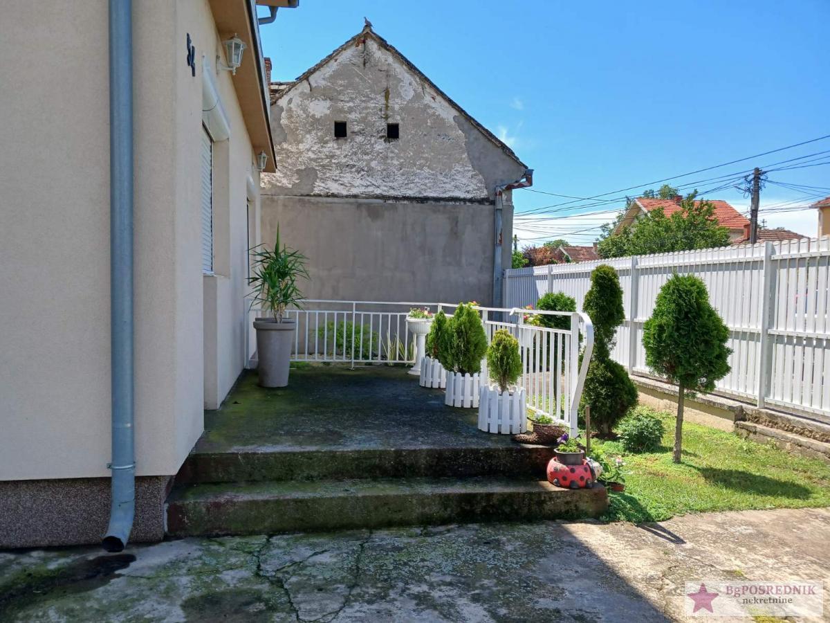 Surčin, Dobanovci, Anđelka Čobanovića, 160m2 19