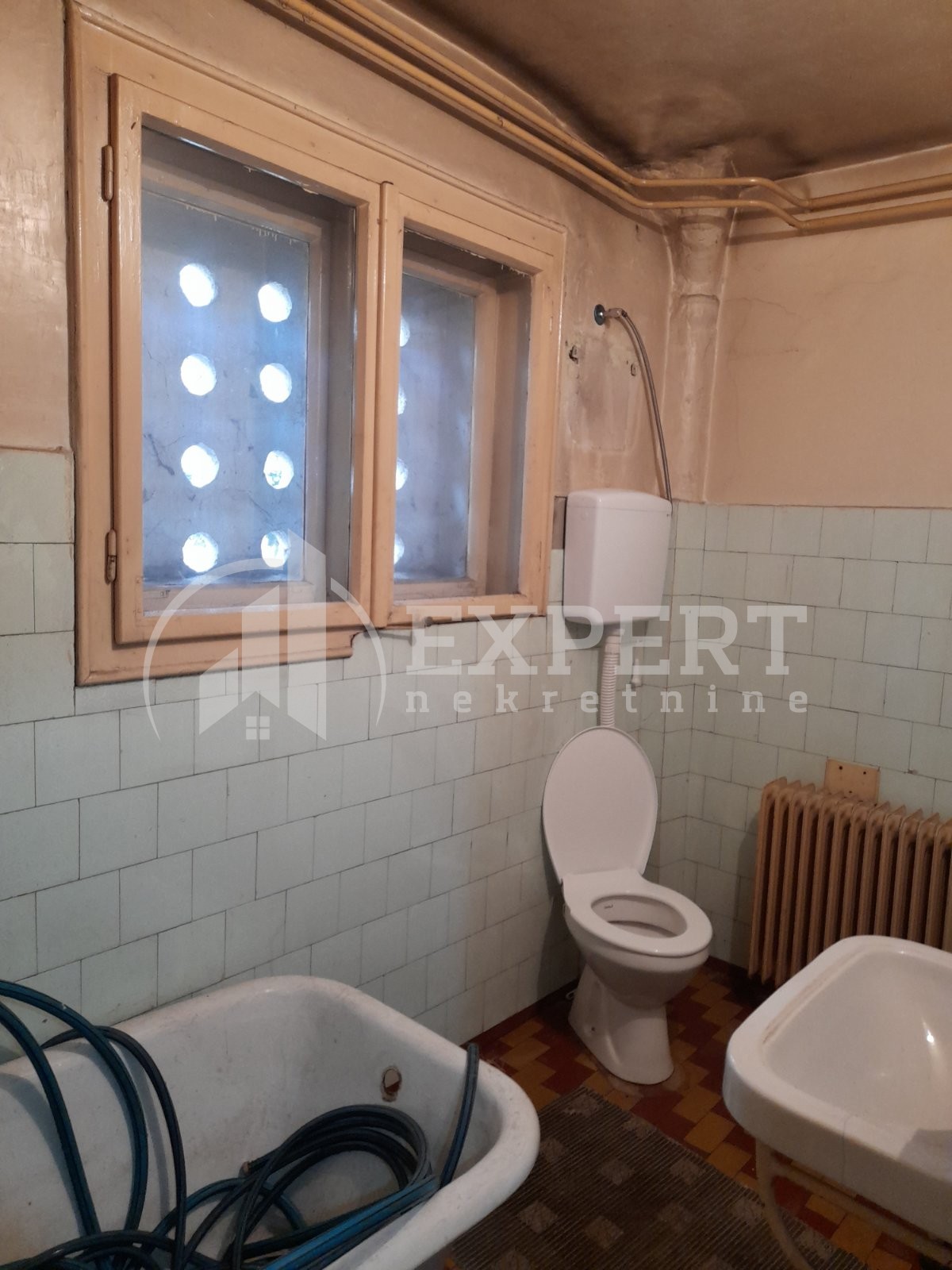 Trosoban stan, 77 m2, Centar, 7. jula ID: p-011616 5