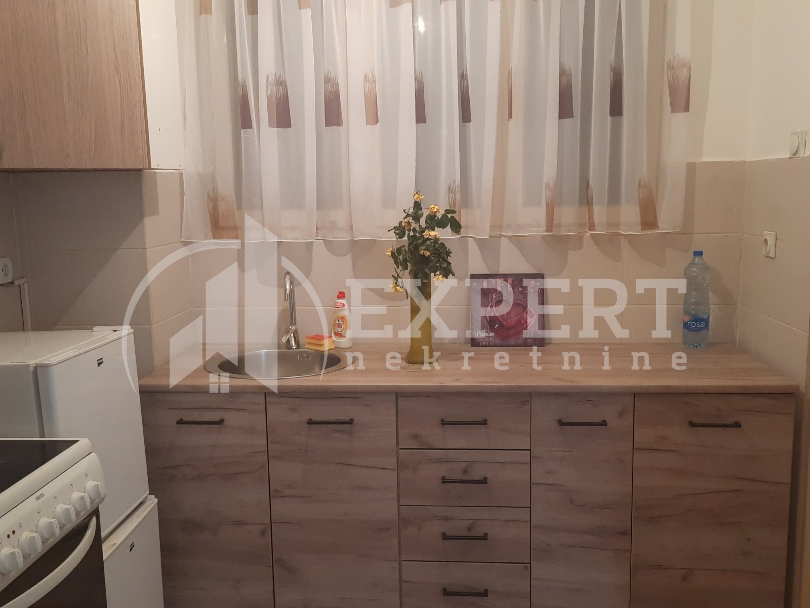 Dvosoban stan, 50 m2, Centar, Generala Milojka Lešjanina ID: i-011654 3