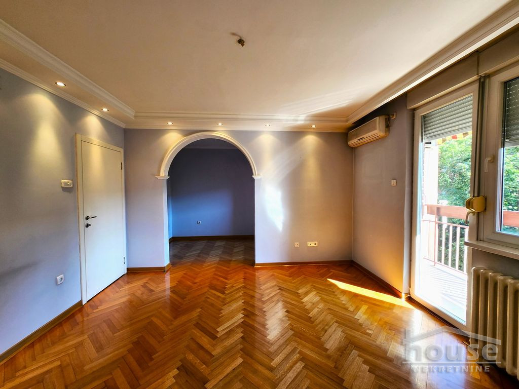 Stan,NOVI SAD,BULEVAR 94m2,231750€ , ID: 1059489 2