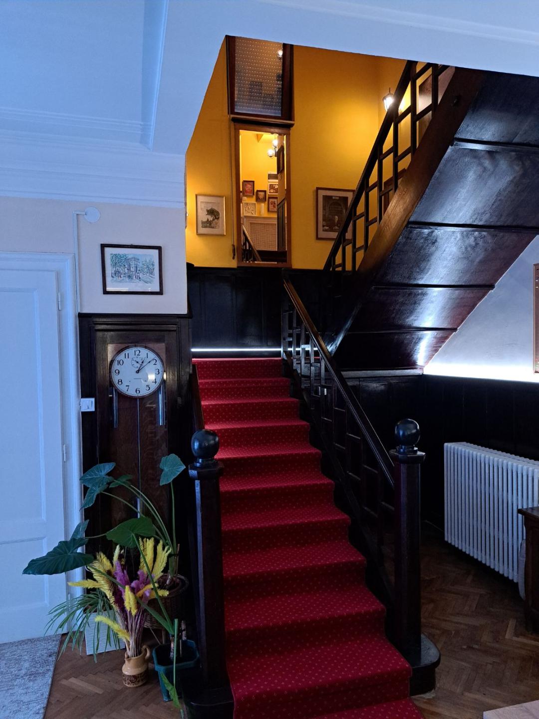 top lokacija Dedinje četvorosoban namešten 125kv duplex 2