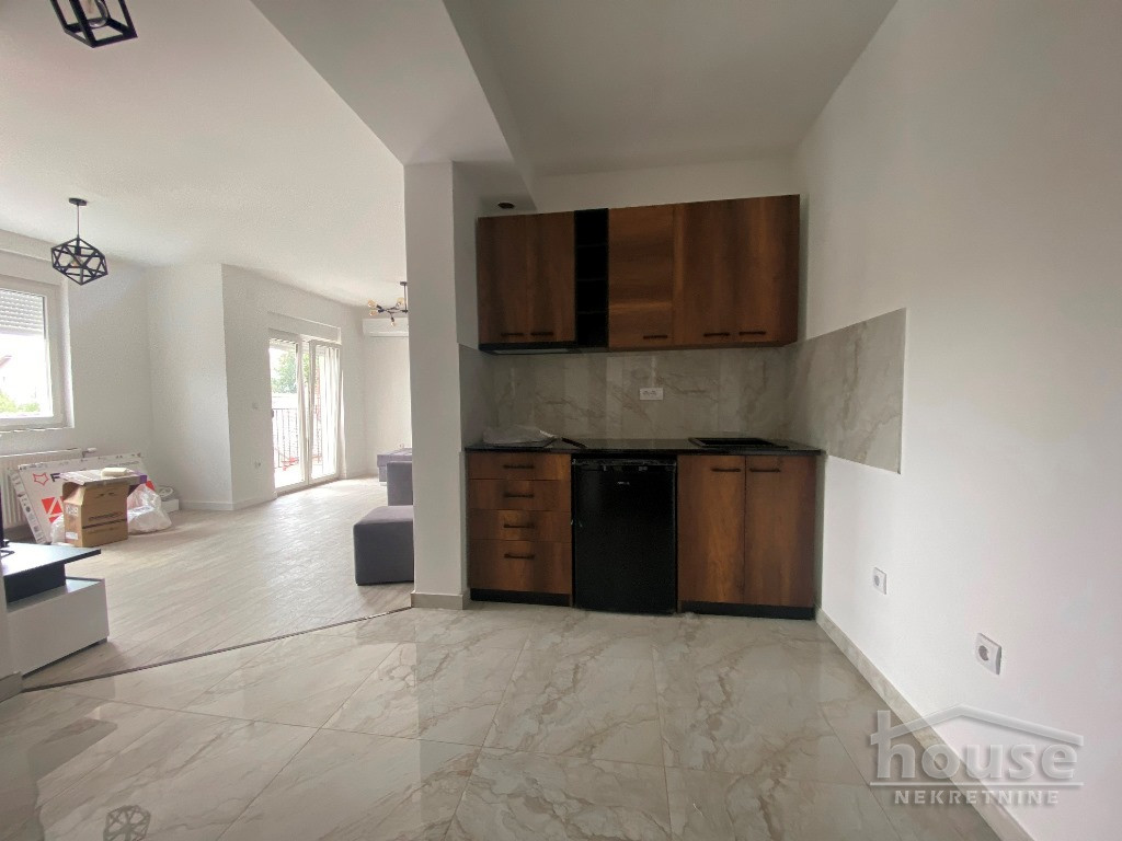 Kuće,PETROVARADIN,PETROVARADIN 270m2,3500€ , ID: 9116484 11