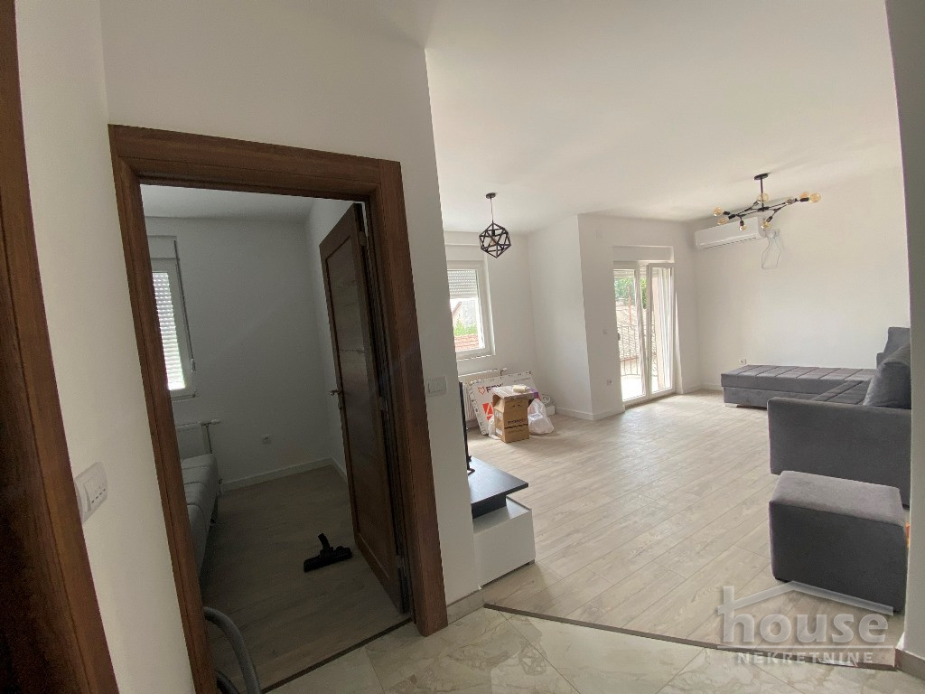 Kuće,PETROVARADIN,PETROVARADIN 270m2,3500€ , ID: 9116484 6