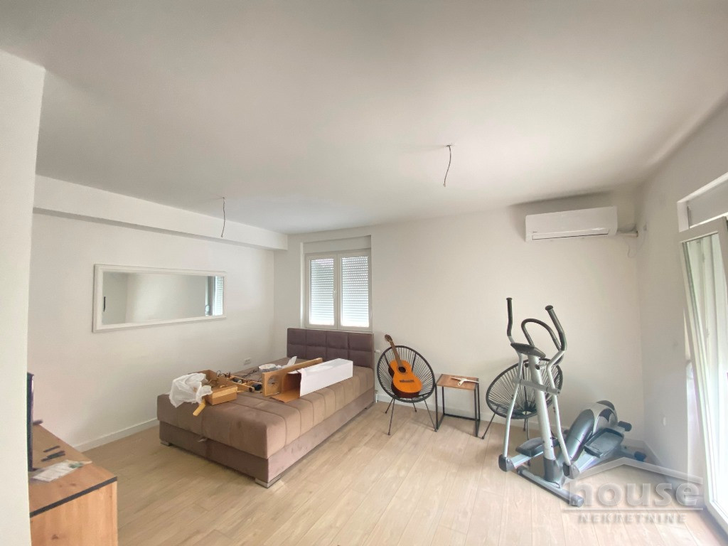 Kuće,PETROVARADIN,PETROVARADIN 270m2,3500€ , ID: 9116484 20