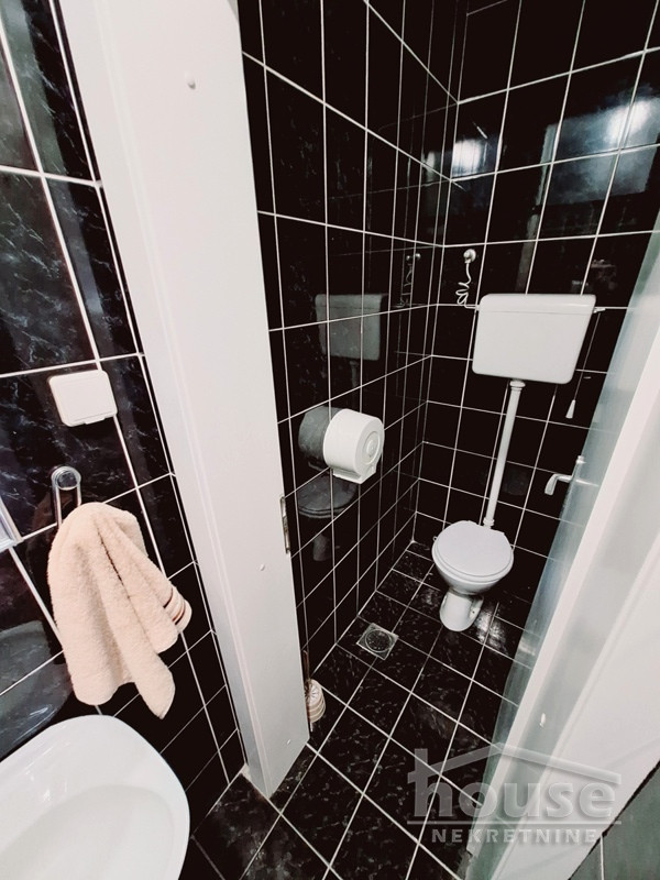 Poslovni prostor,NOVI SAD,BULEVAR 40m2,600€ , ID: 9116481 13