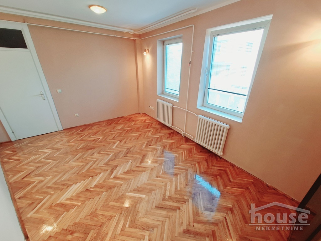 Poslovni prostor,NOVI SAD,BULEVAR 40m2,600€ , ID: 9116481 12