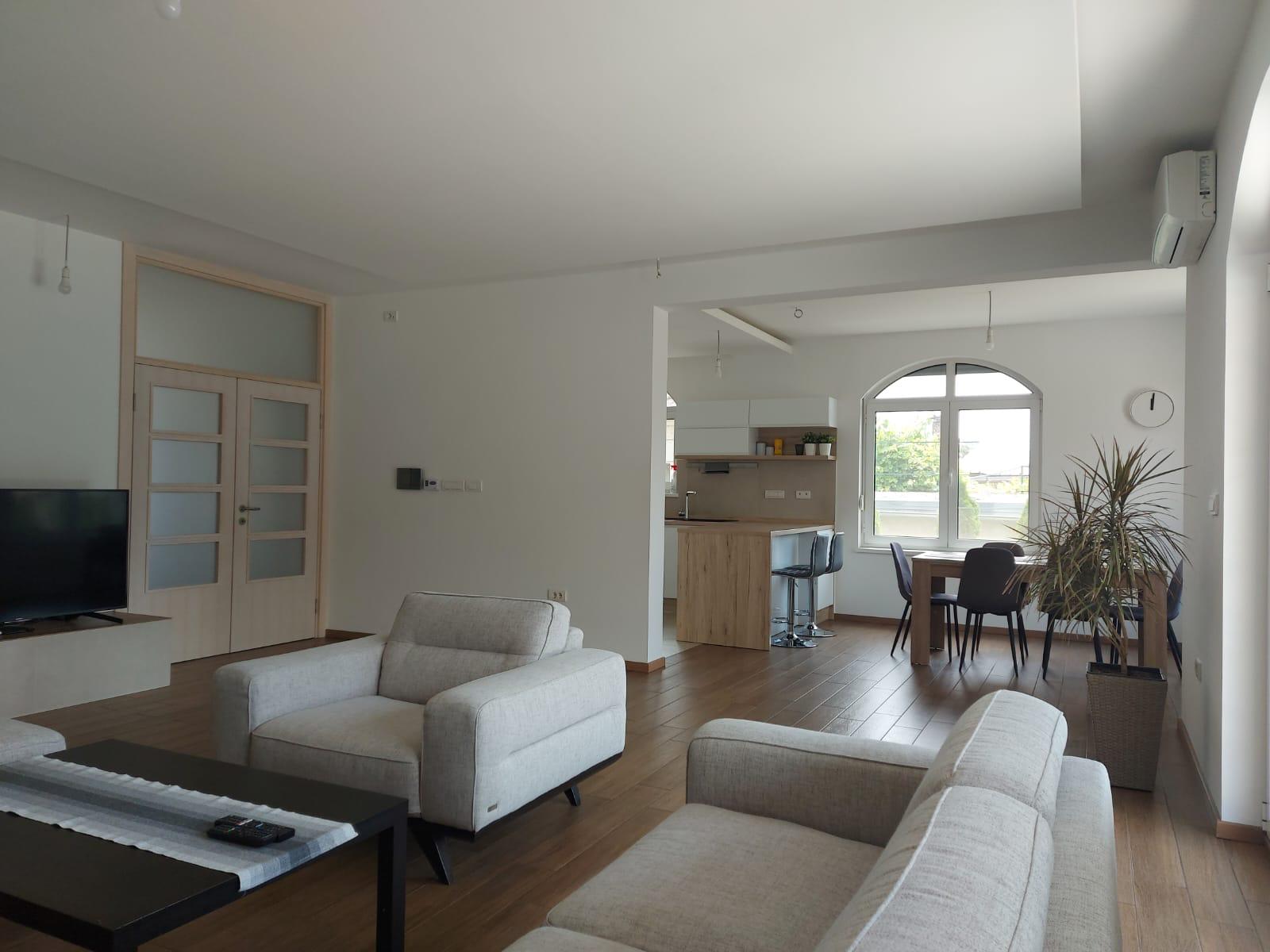 Nova LUX kuca  centar Indjije top lokacija 4