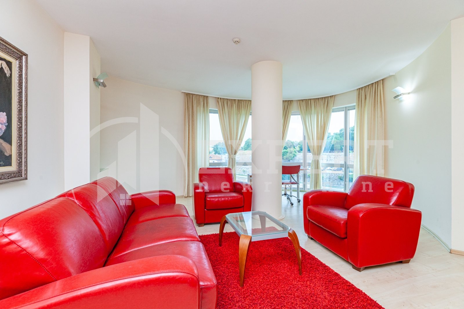 Lokal, 1045 m2, Centar, Kej 29. decembra ID: i-03732 2