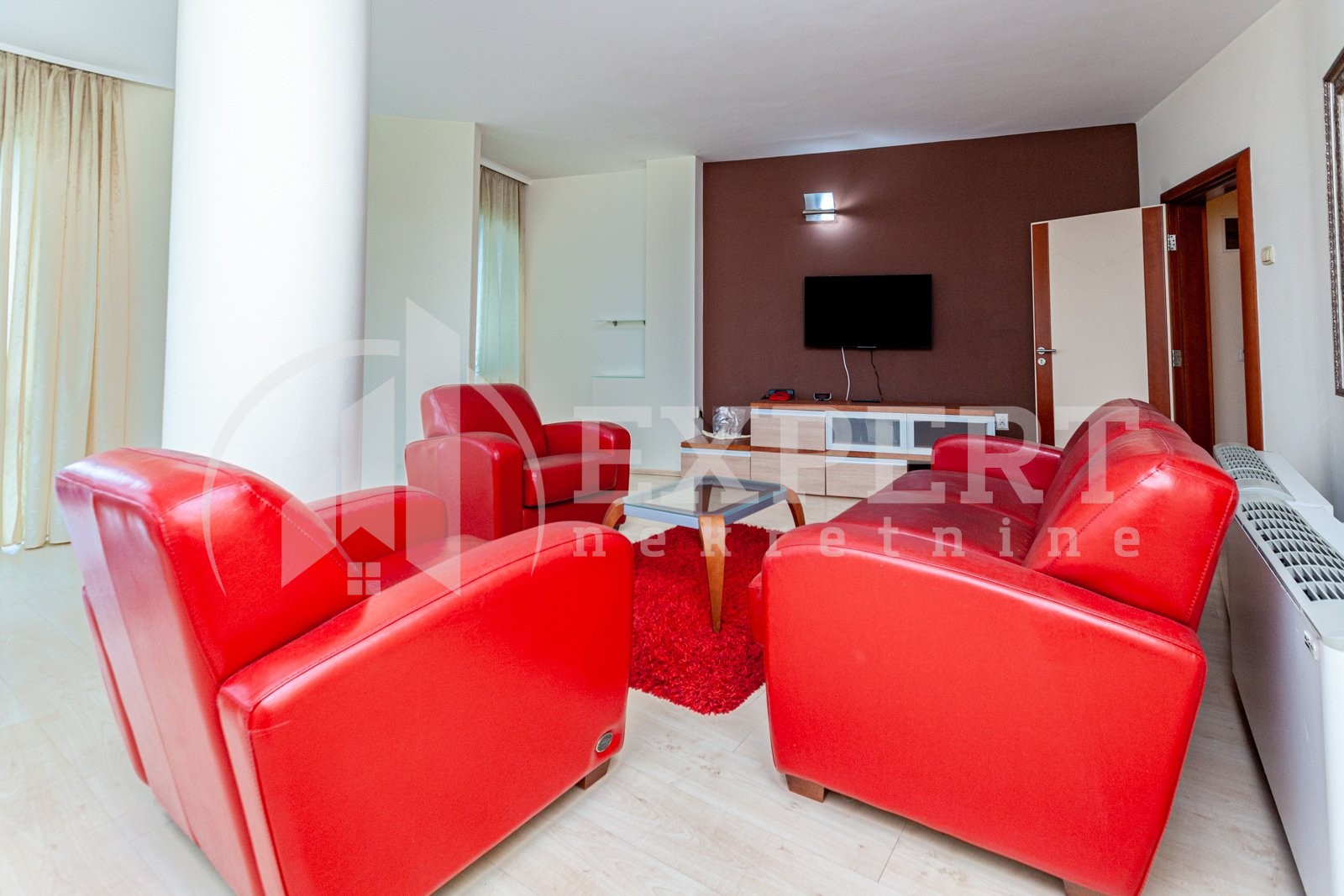 Lokal, 1045 m2, Centar, Kej 29. decembra ID: i-03732 3