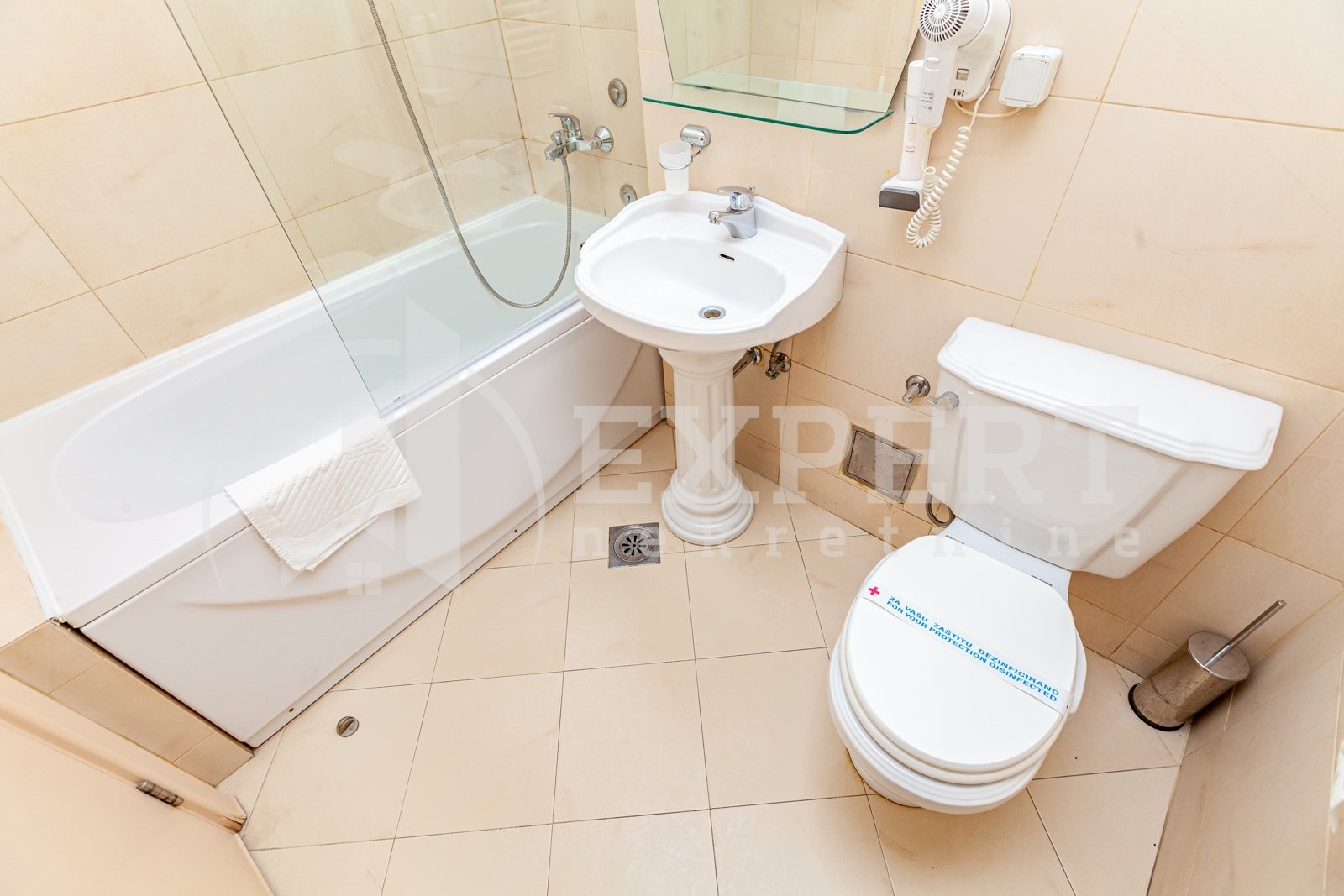 Lokal, 1045 m2, Centar, Kej 29. decembra ID: i-03732 4