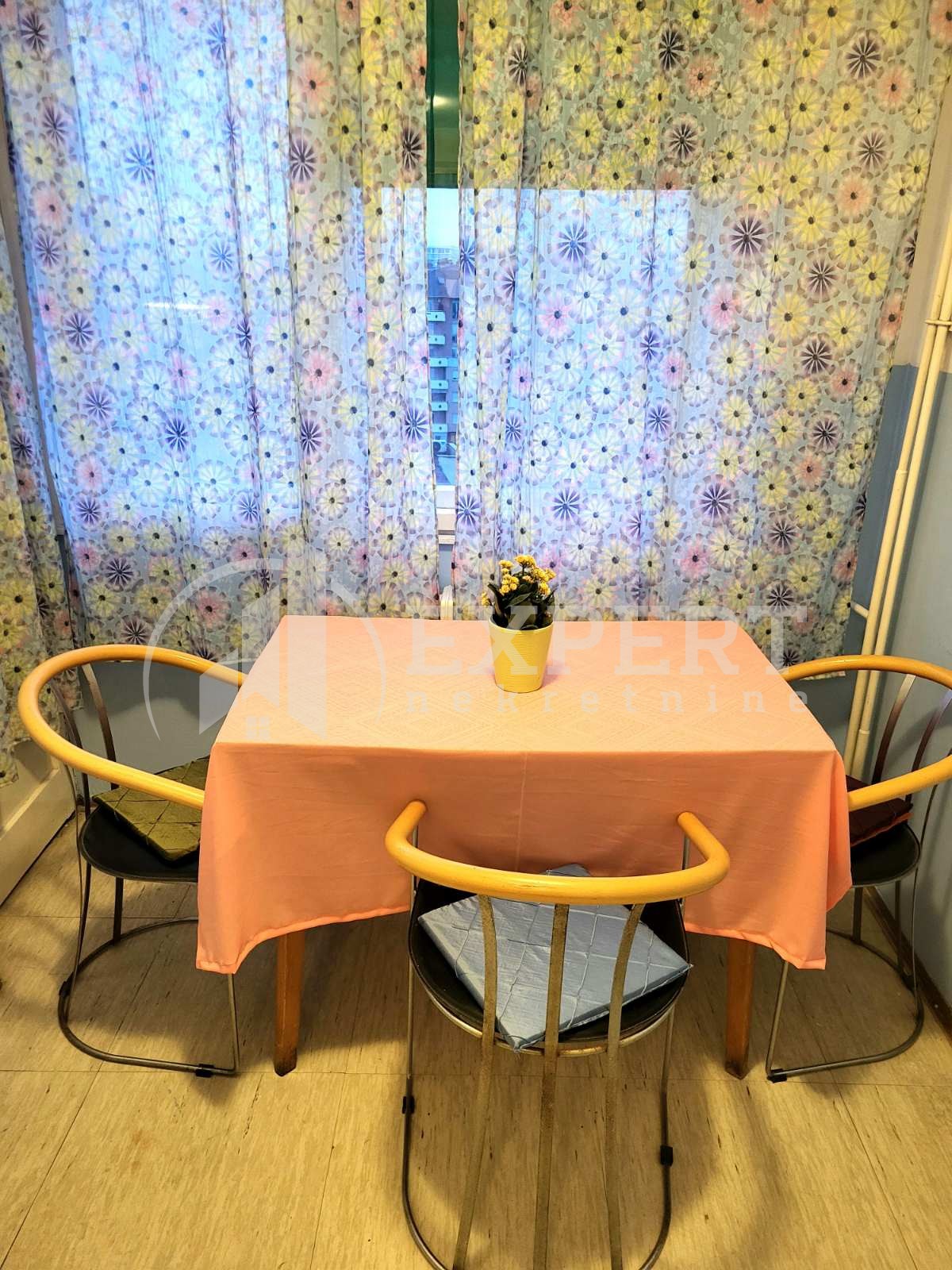 Trosoban stan, 75 m2, Crveni Pevac, Dragiše Cvetkovića ID: i-011676 10