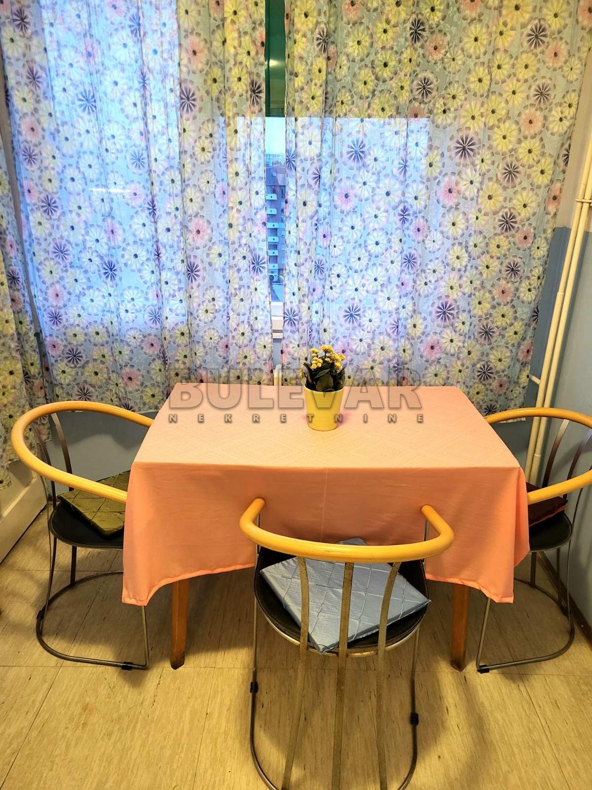 Trosoban stan, 75 m2, Crveni Pevac, Dragiše Cvetkovića ID: i-011676 10