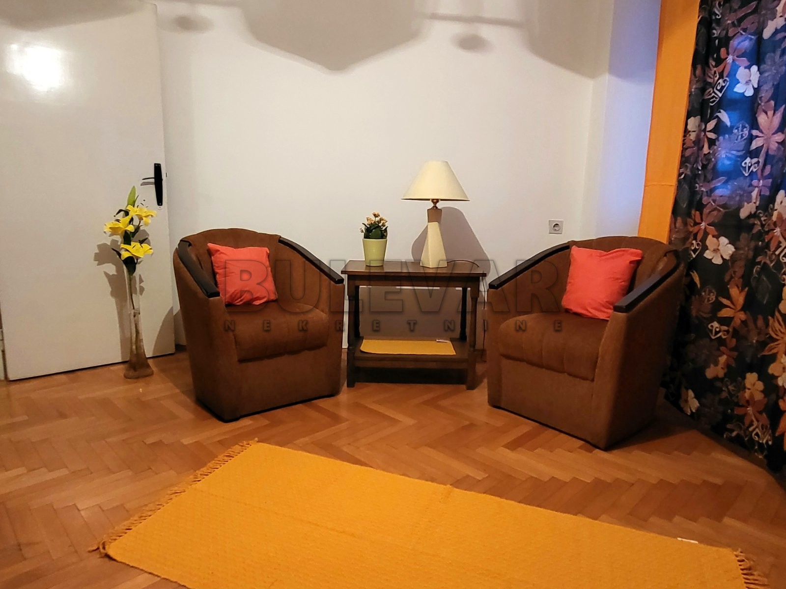 Trosoban stan, 75 m2, Crveni Pevac, Dragiše Cvetkovića ID: i-011676 6