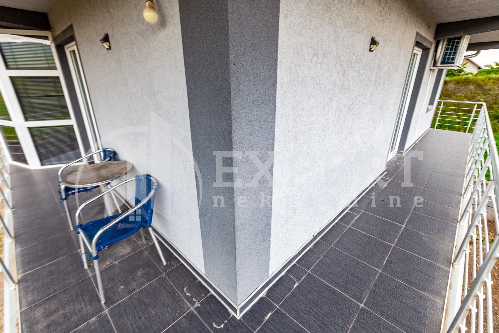 četvorosobna kuća, 200 m2, Malošište, Malošište ID: i-011628 15