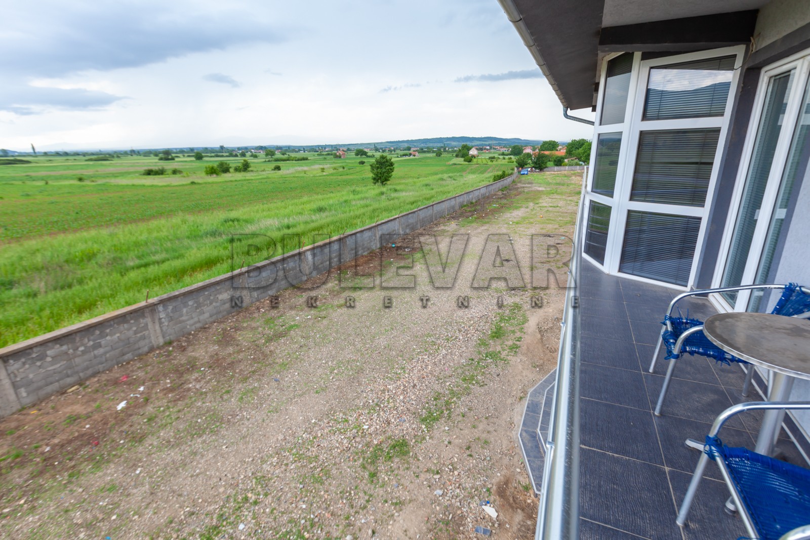 četvorosobna kuća, 200 m2, Malošište, Malošište ID: i-011628 14