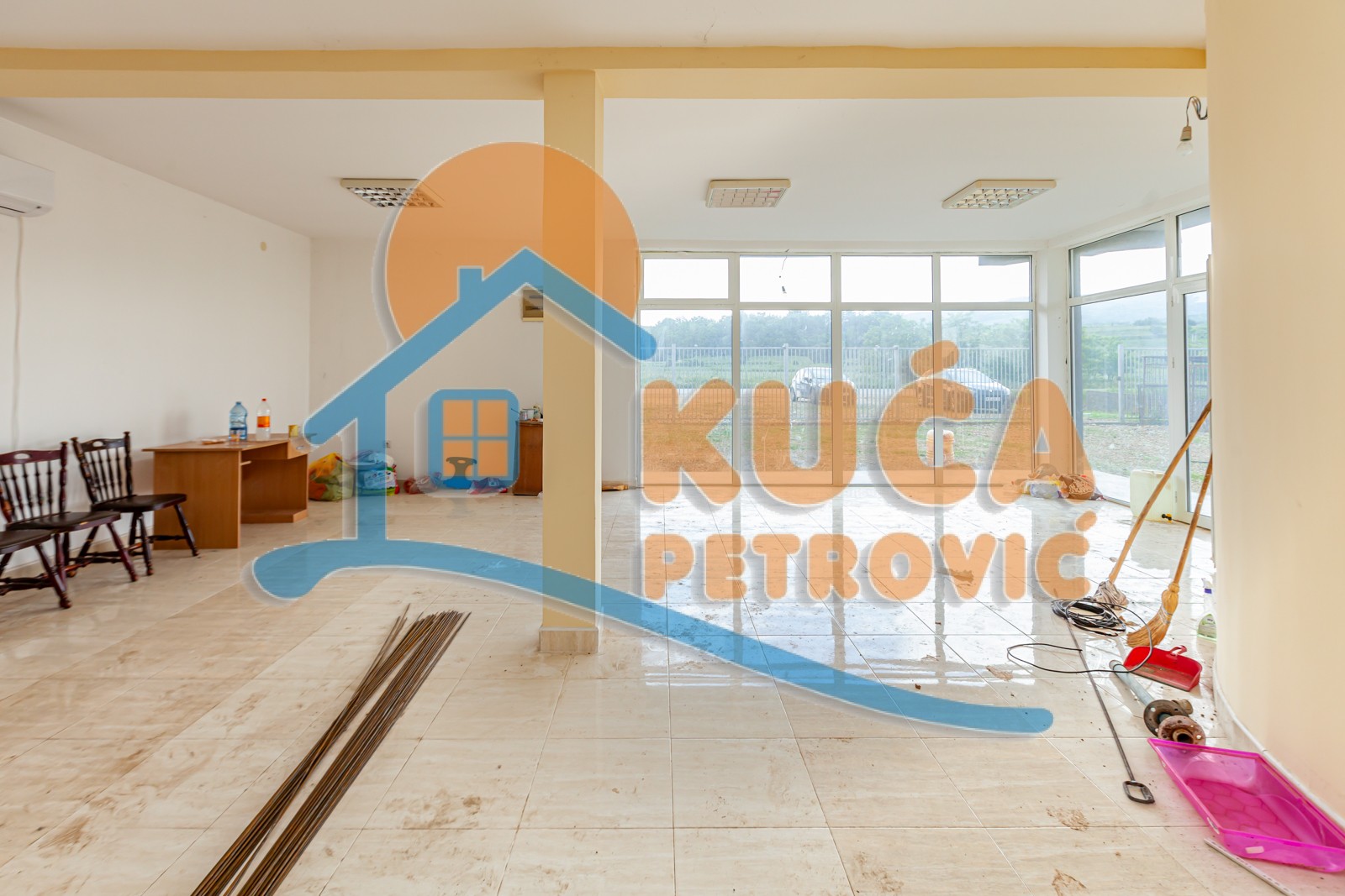 četvorosobna kuća, 200 m2, Malošište, Malošište ID: i-011628 21