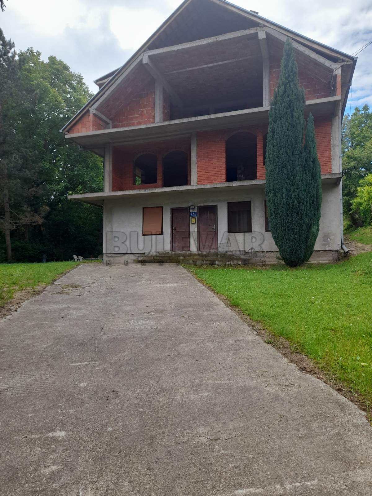 četvorosobna kuća, 990 m2, Palilula, Gabrovački put ID: p-011592 1