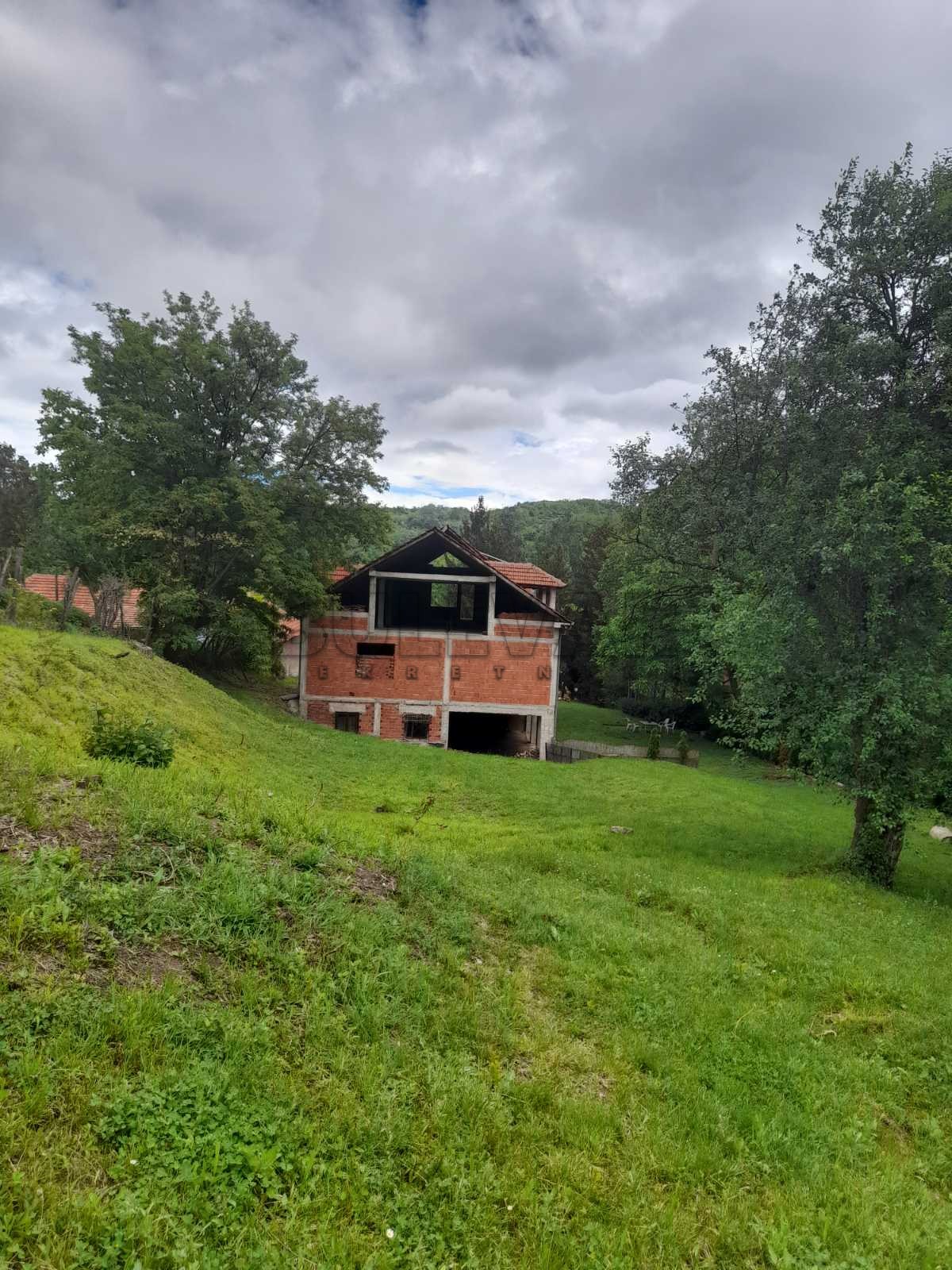 četvorosobna kuća, 990 m2, Palilula, Gabrovački put ID: p-011592 2