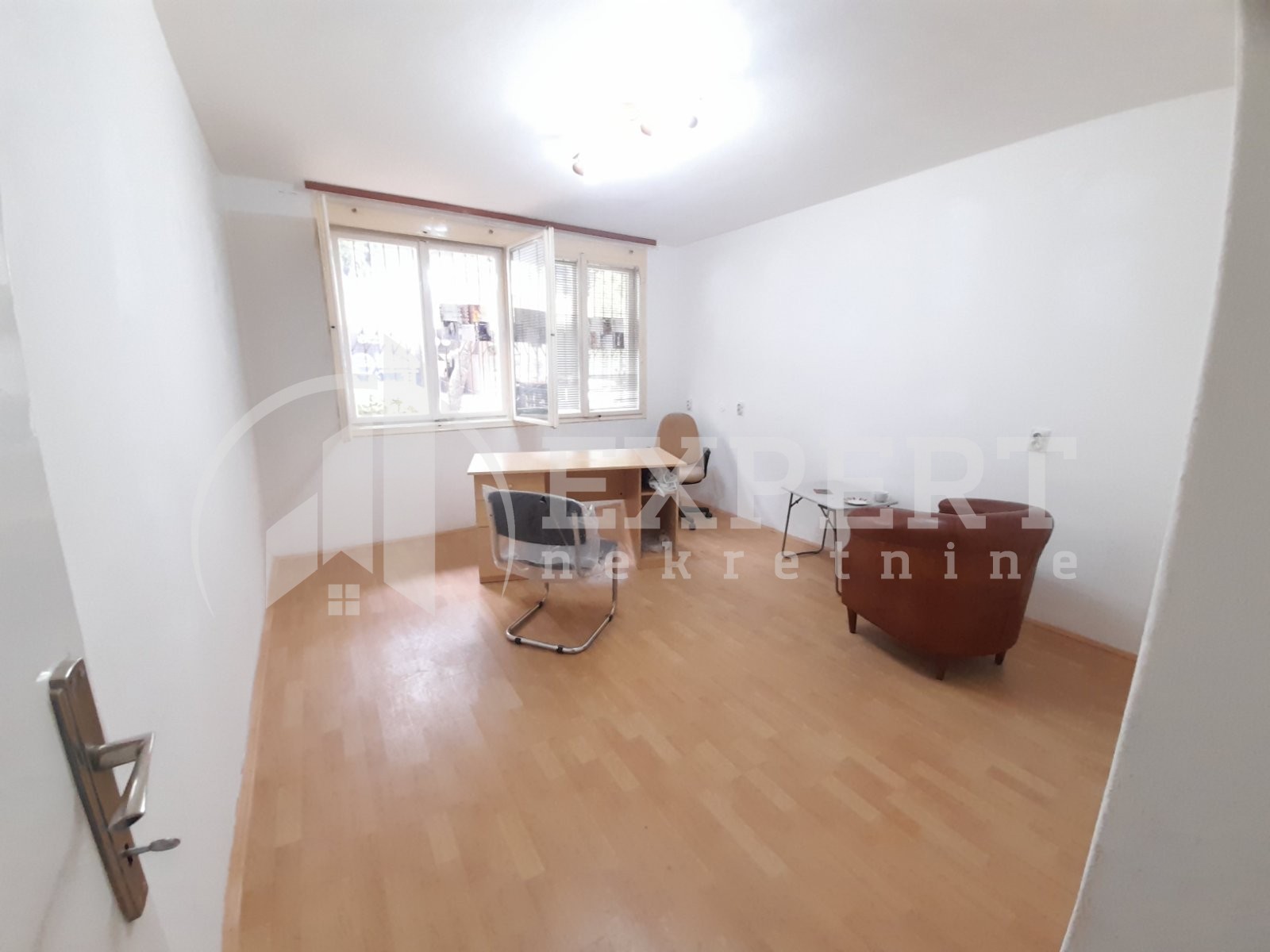 Lokal, 45 m2, Centar, Strahinjića Bana ID: i-011692 11