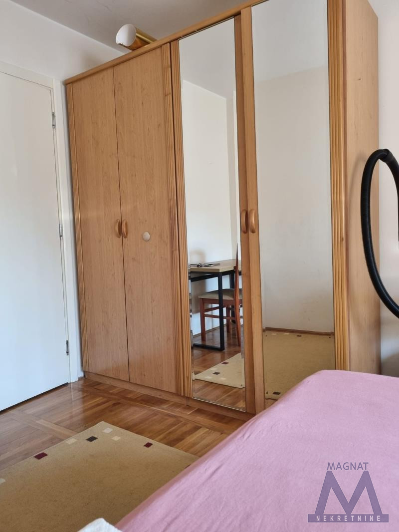 Stan,NOVI SAD,BULEVAR,kv: 49, € 350, ID: 9101655 8