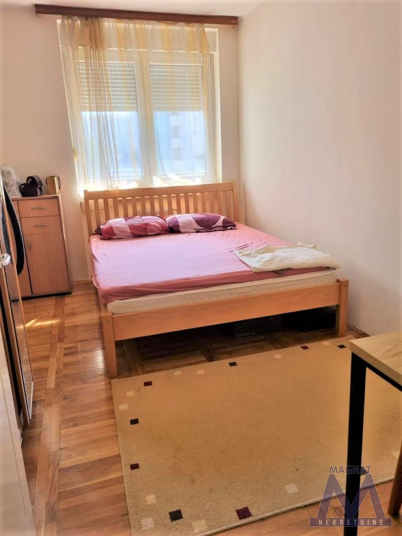 Stan,NOVI SAD,BULEVAR,kv: 49, € 350, ID: 9101655 9