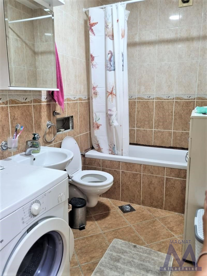 Stan,NOVI SAD,BULEVAR,kv: 49, € 350, ID: 9101655 11