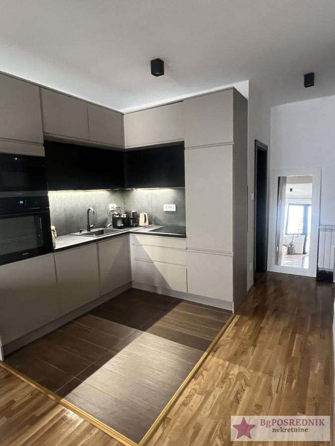 Vračar, Južni bulevar, Šumatovačka, 57m2 5