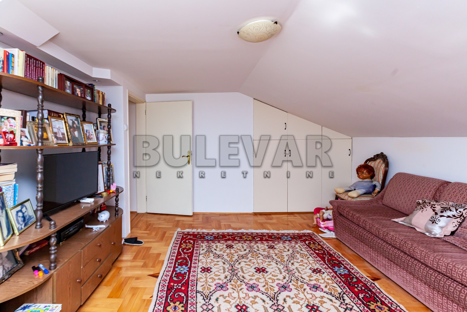 četvorosobna kuća, 220 m2, Palilula, Marka Jovanovića ID: p-011703 19