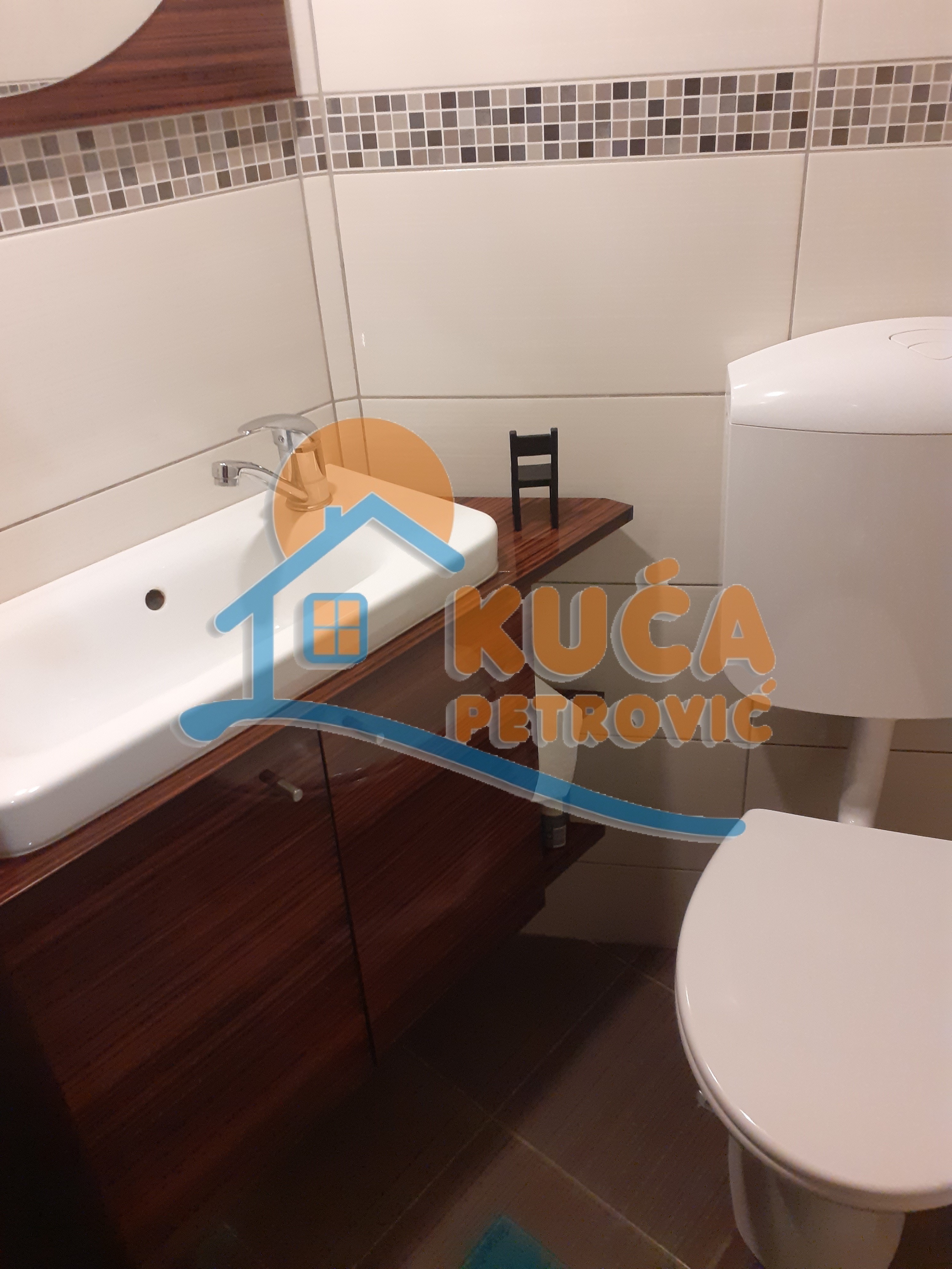Dvosoban stan, 73 m2, Čair, Tome Rosandića ID: i-03859 20