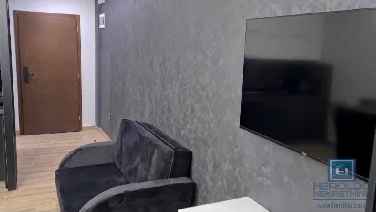 Ekskluzivani apartman na Kopaoniku povoljna ponuda 16