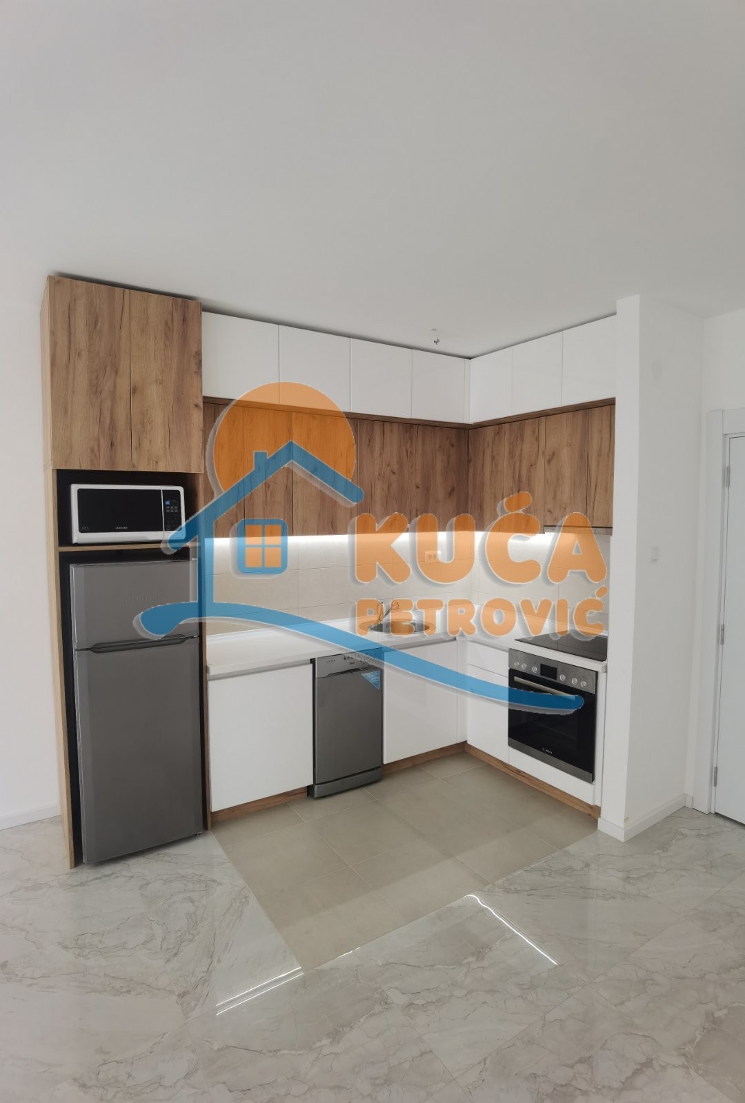 Trosoban stan, 60 m2, Dom zdravlja, Jovana Skerlića ID: i-011769 11